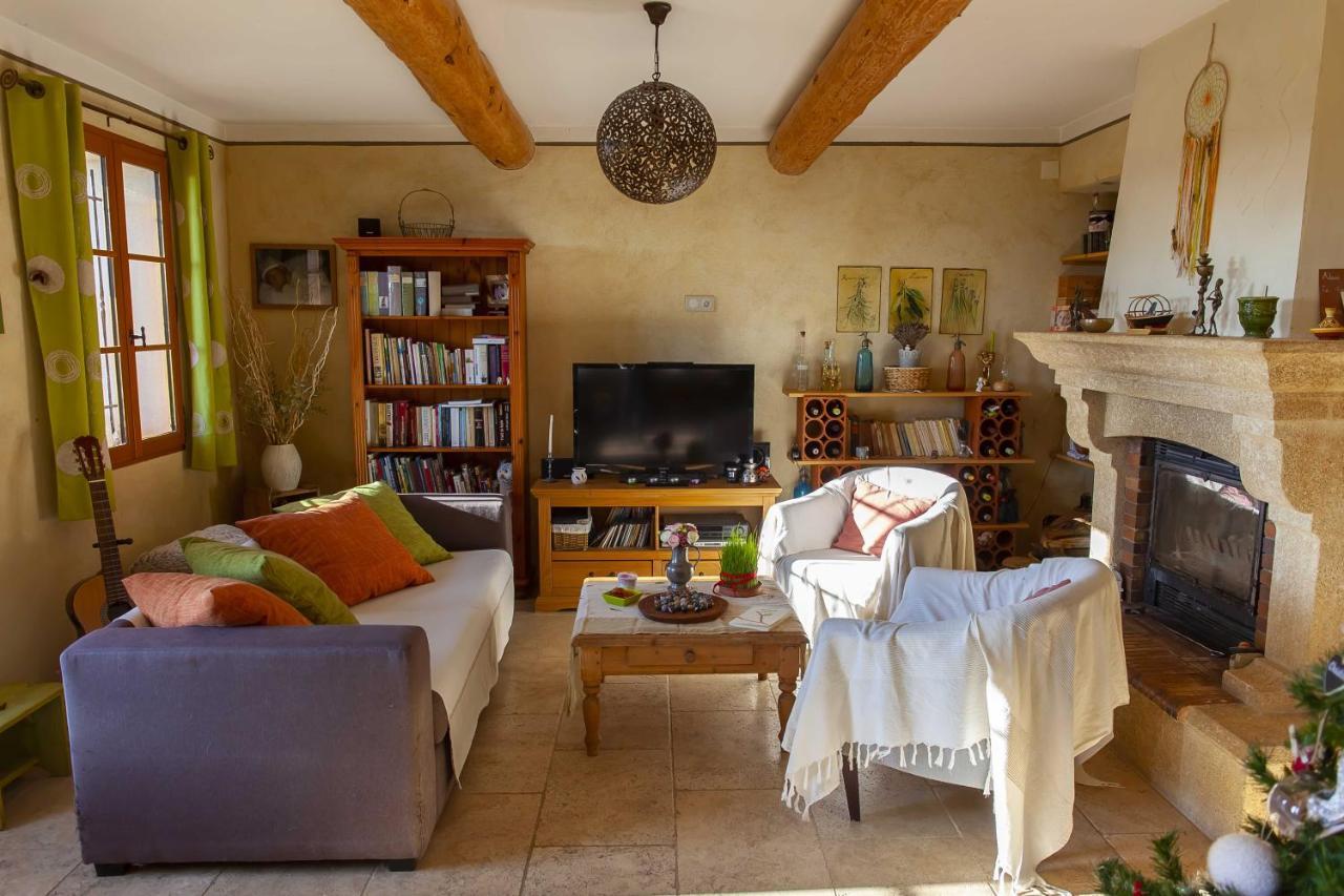 Bed and Breakfast Mas Des Rabasses Le Pontet  Exterior foto