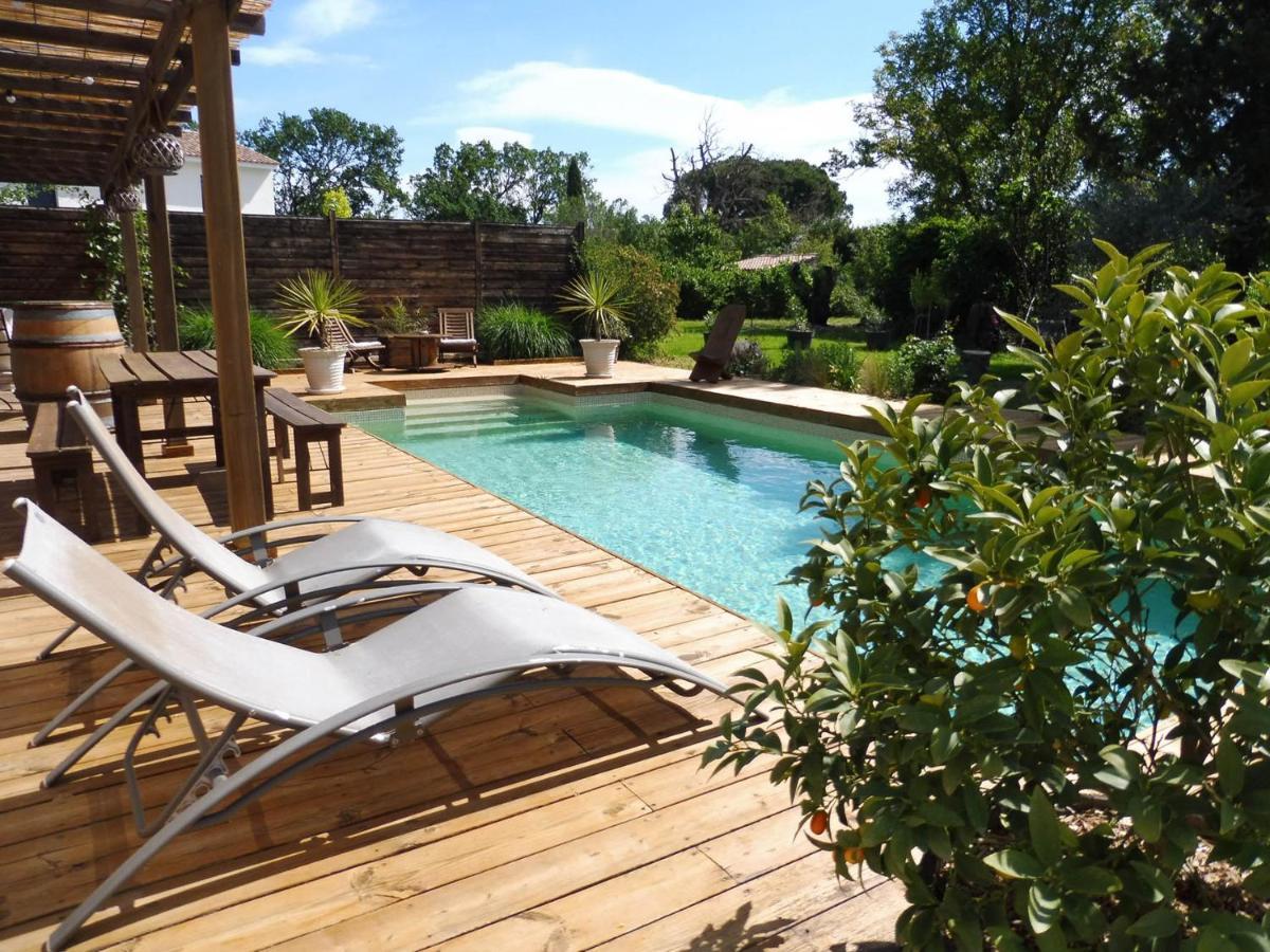 Bed and Breakfast Mas Des Rabasses Le Pontet  Exterior foto